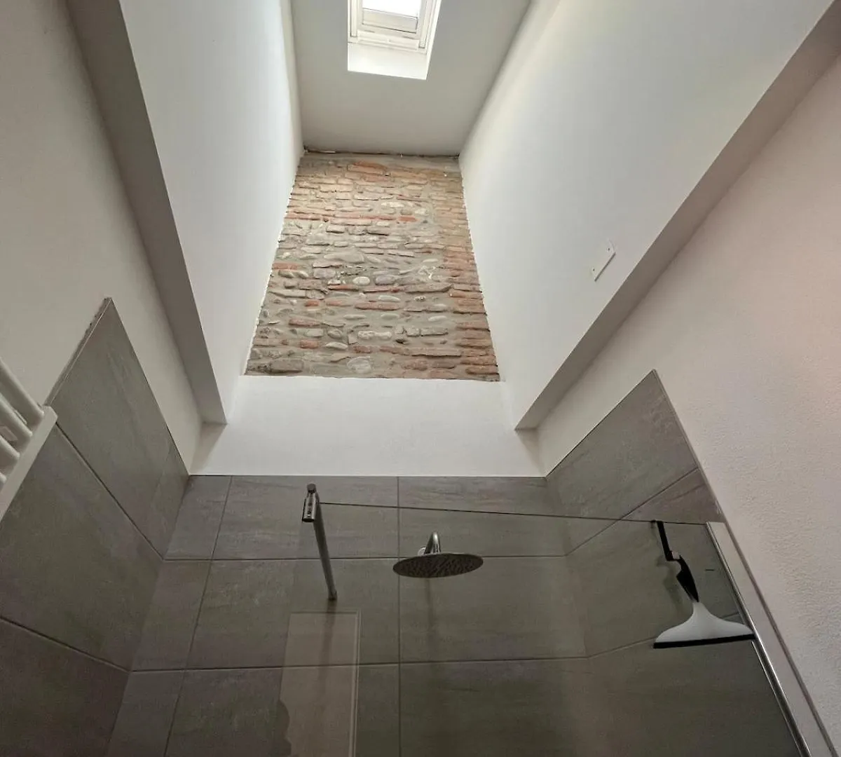 Two-Room Apartment In The Historic Center トレヴィーリオ